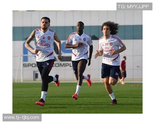 草蜢队与雷克雅未克队的激烈对决引发球迷热议与期待