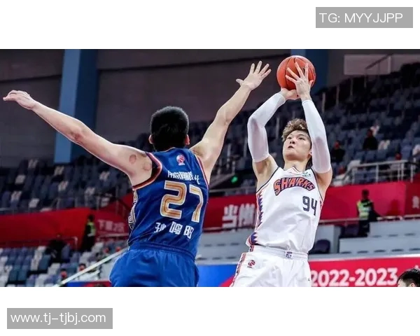 广东与上海篮球对决直播精彩瞬间全程回顾与分析